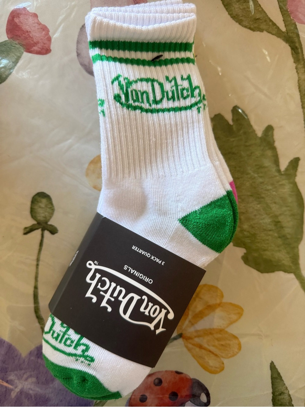 Von Dutch White Crew Socks with Logo & Accents 3pk